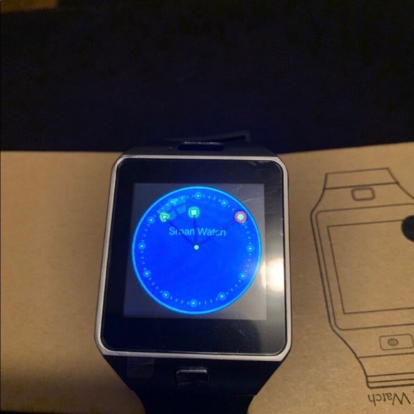 Smartwatch - Picture 3 of 6
